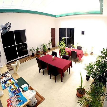 Royal Pearl Inn Maafushi Extérieur photo